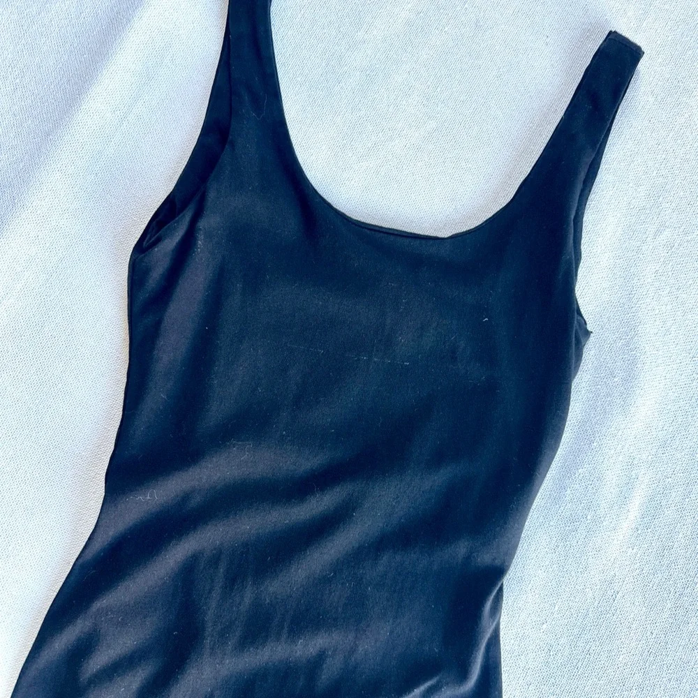 LUVALOT ‘Little Black Dress’ Scoop-Neck Midi Bodycon Dress | Women’s 2  NWOT - Picture 2 of 8